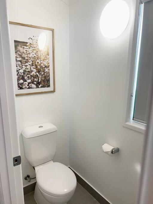 The Villas - Hervey Bay - 2 Separate Villas Urangan エクステリア 写真